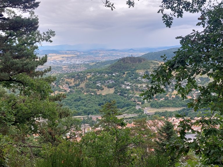 A beautiful hike near Ceyrat, France 