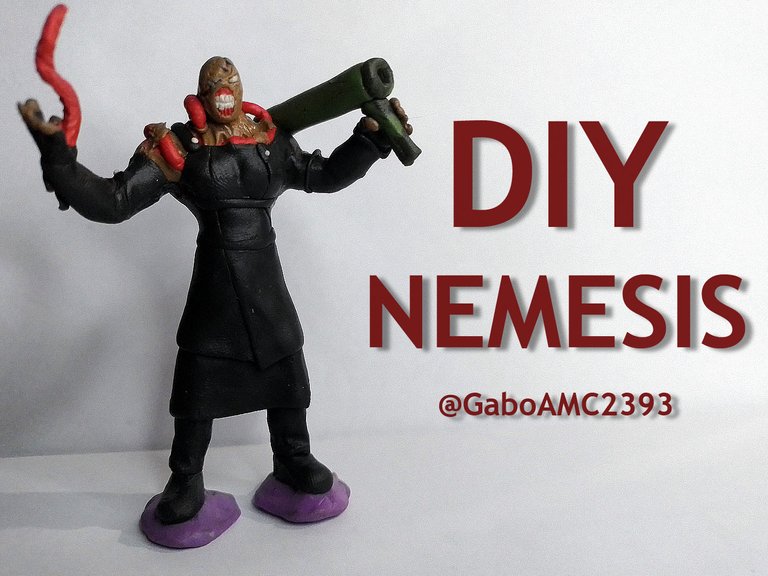 DIY: Nemesis Sculpture (Resident Evil 3) [ENG/SPA]