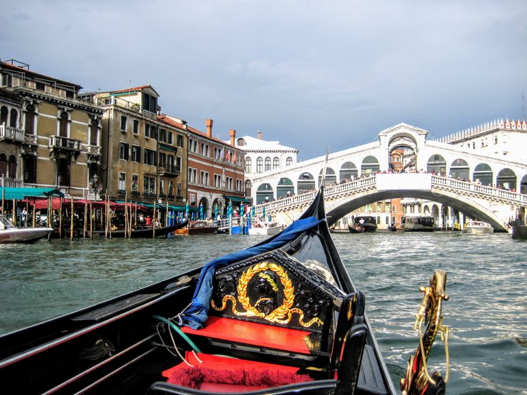 Venice day two- Gondola (27) (1).jpg