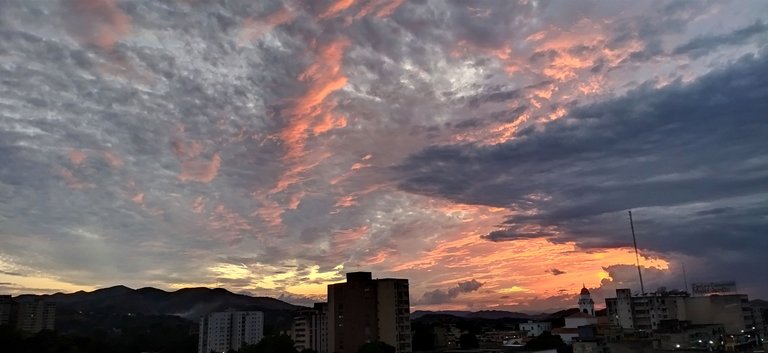 Cielos y nubes de diciembre / Skies and clouds of December 