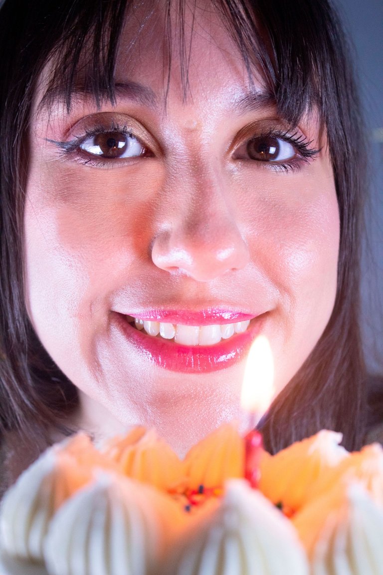 Vickycumple99.jpg