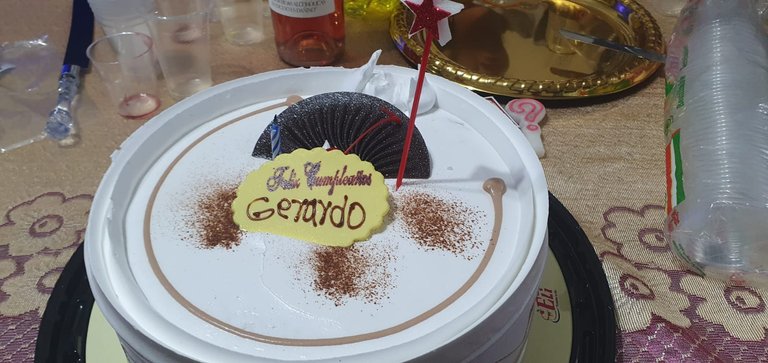 CUMPLEAÑOS TORTA.jpeg