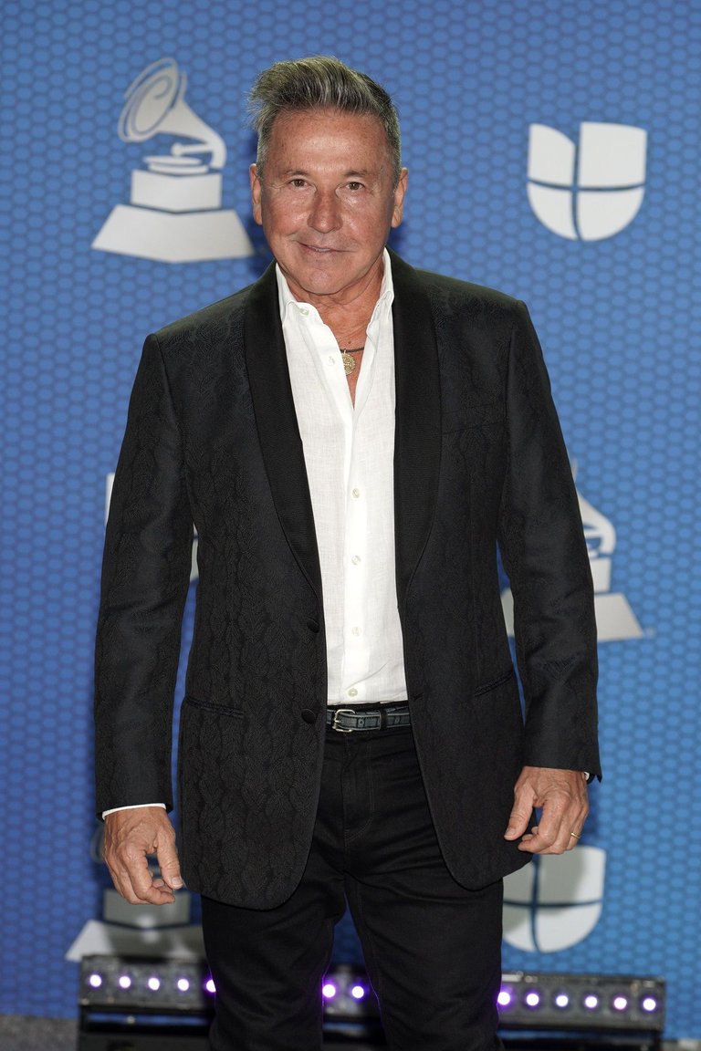 ricardo-montaner-f2.jpg