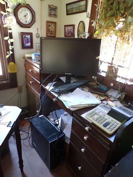 Computer on desk crop March 2024.jpg