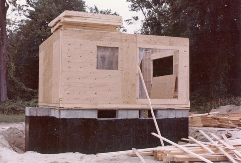 Building house crop Sept. 1983.jpg