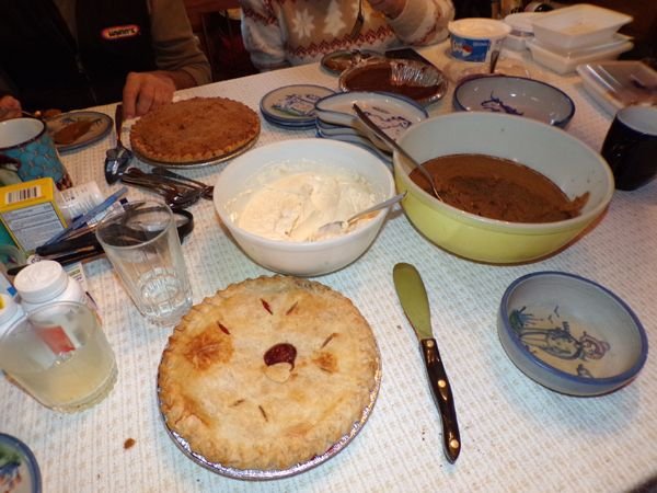 Thanksgiving -  desserts crop Nov. 2022.jpg