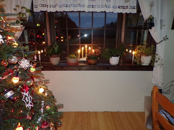 Candles in dining room crop Nov. 2021.jpg