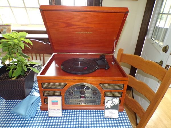 Crosley player from Ginger crop June 2023.jpg