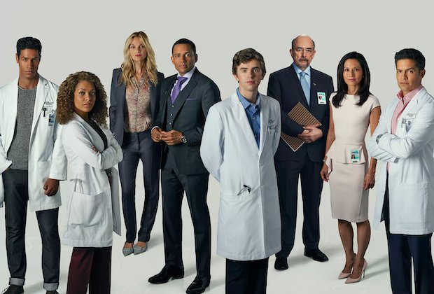 the-good-doctor-season-1-cast-photo.jpg