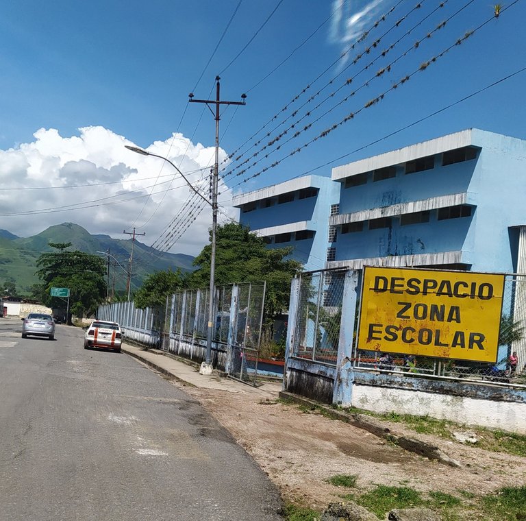 escuela de cumanacoa .jpg