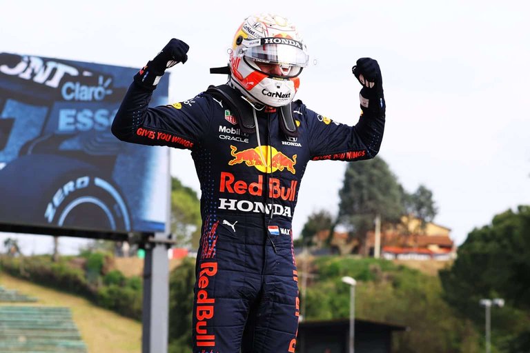 58.-Formula1-Imola-gano-Verstappen.jpg