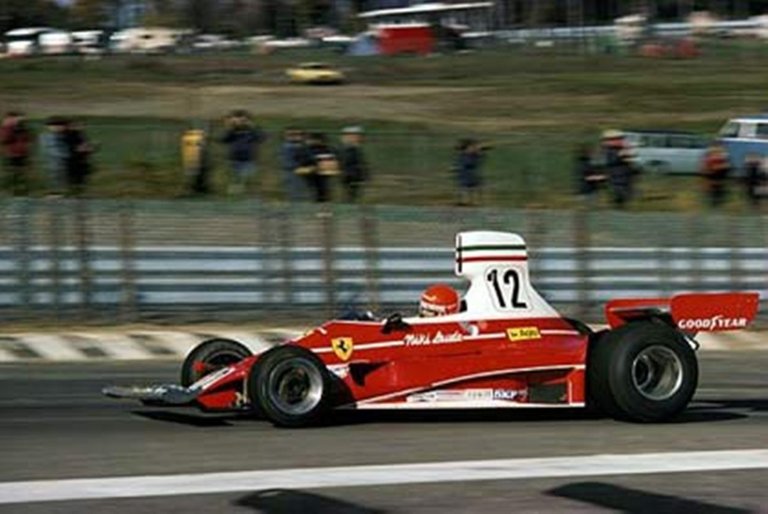 261.-Formula1-tres-cuartos-de-siglo-3a-decada-Lauda.jpg