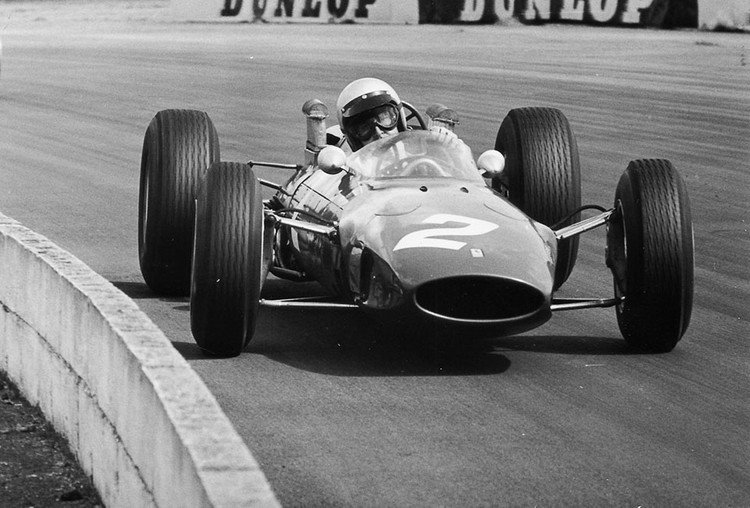 266.-John-Surtees-Ferrari-2.jpg