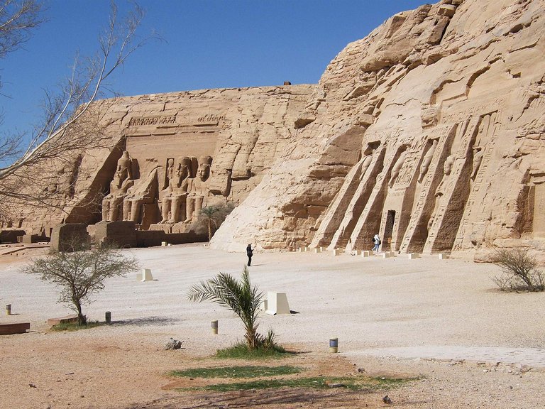 259.-Ramsis,_Aswan_Governorate,_Egypt_-_panoramio.jpg