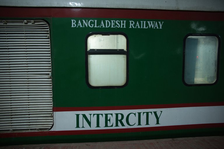 trains1.jpeg