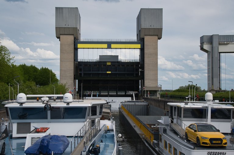 dam21.jpeg