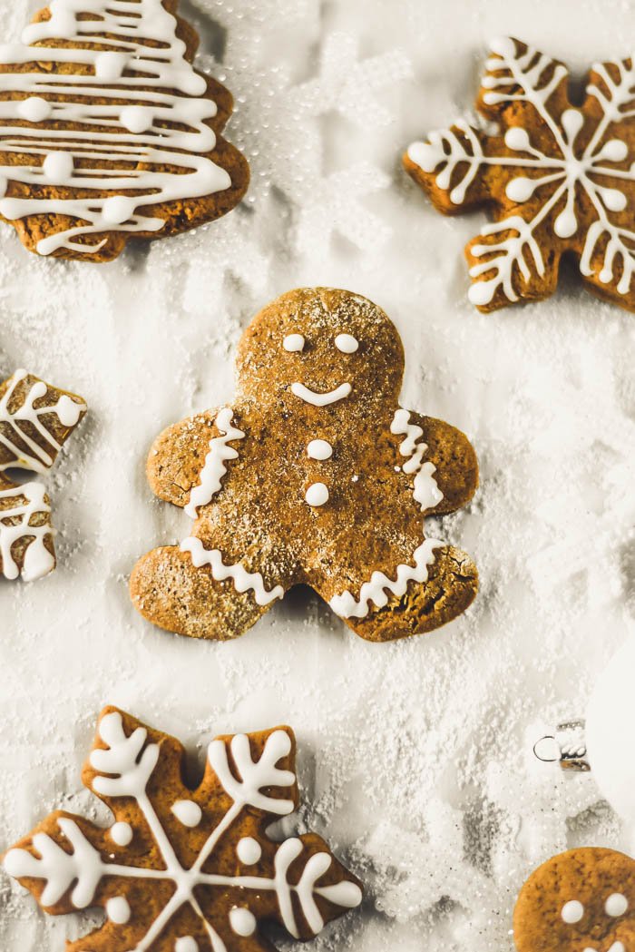 Soft Baked Gingerbread Cookies Vegan 2.jpg