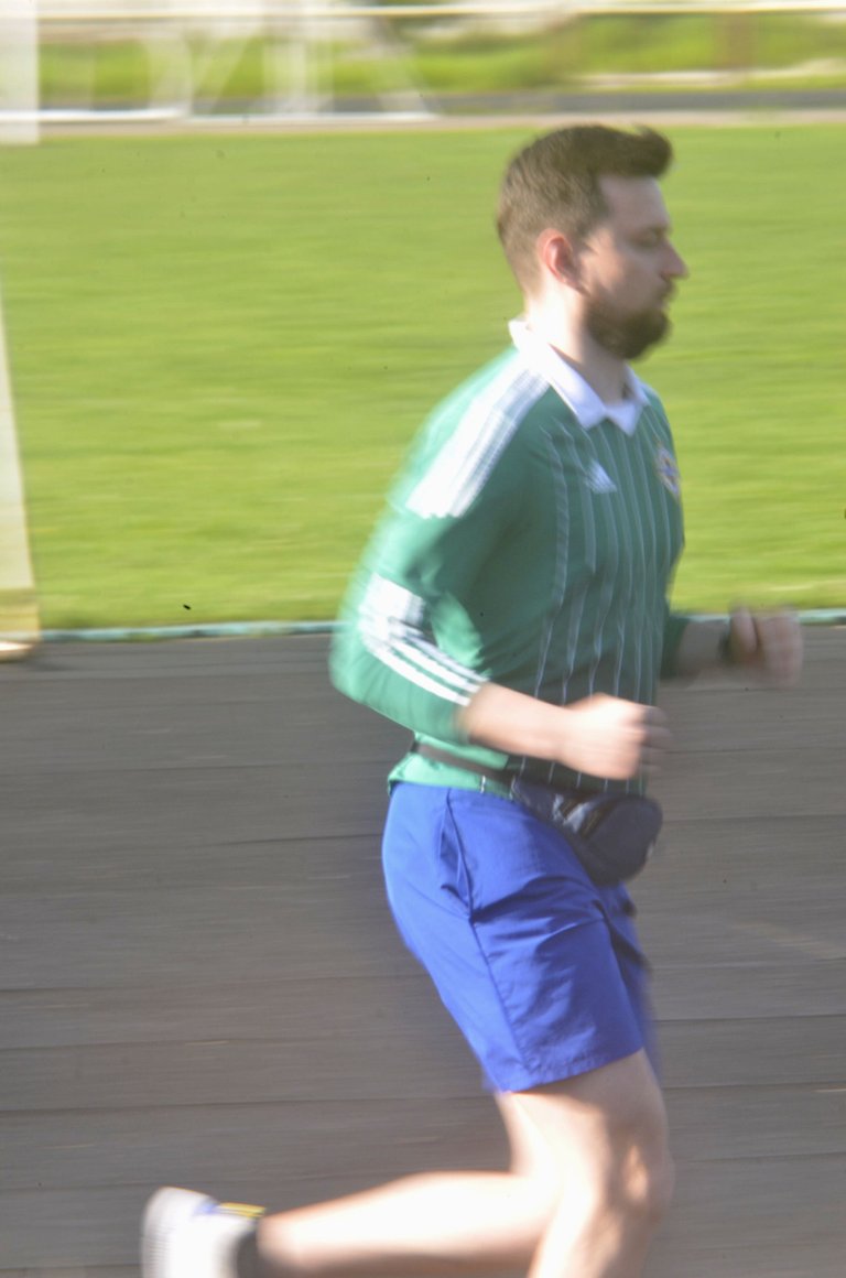 RunnerColor2.jpg