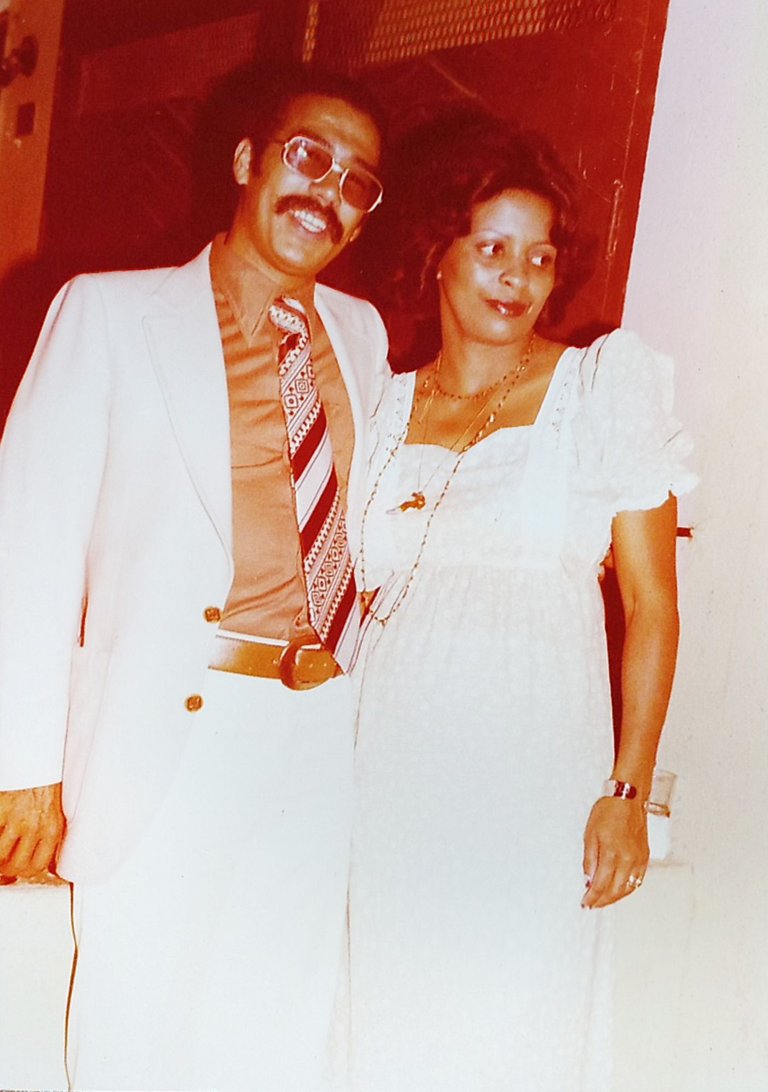 Mi mamá y mi papá.jpg