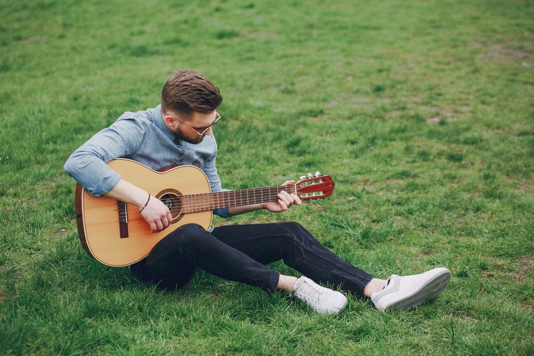 boy-with-guitar.jpg