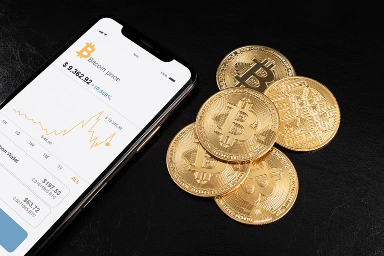 minimalistic-still-life-assortment-with-cryptocurrency.jpg