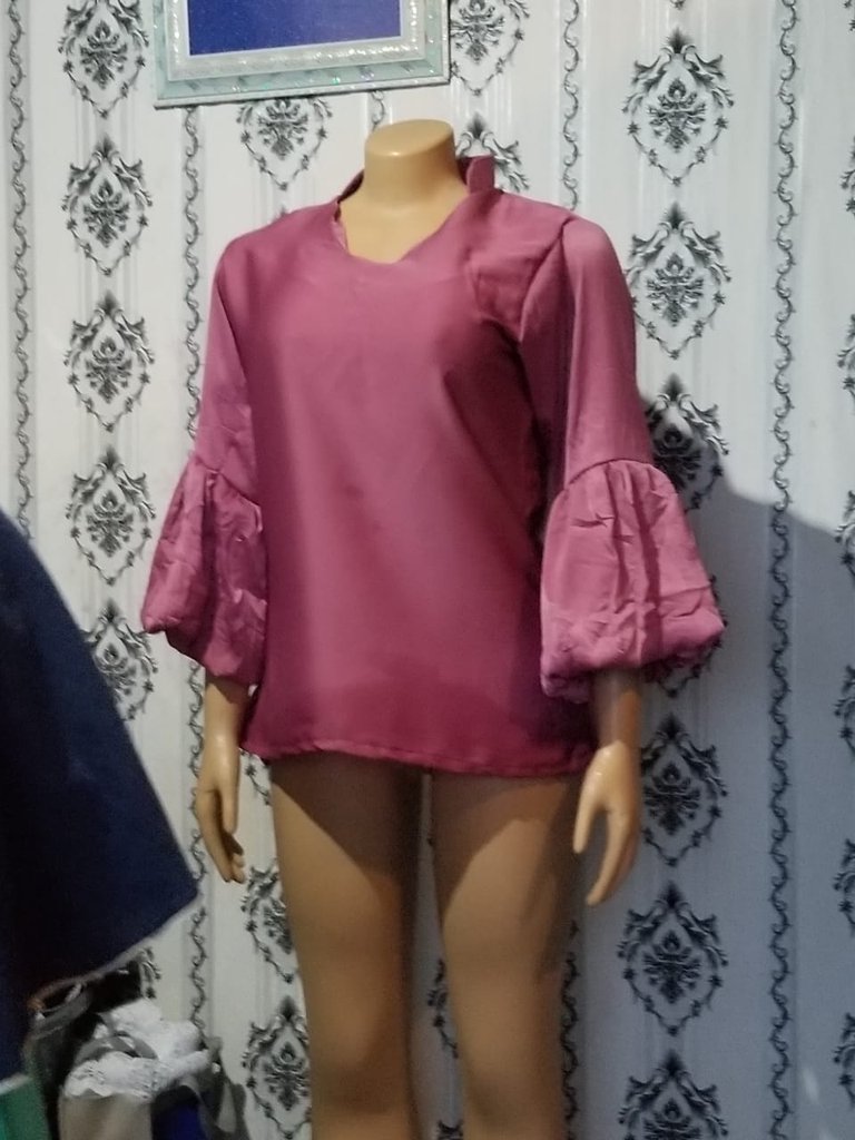 Half cullar top 