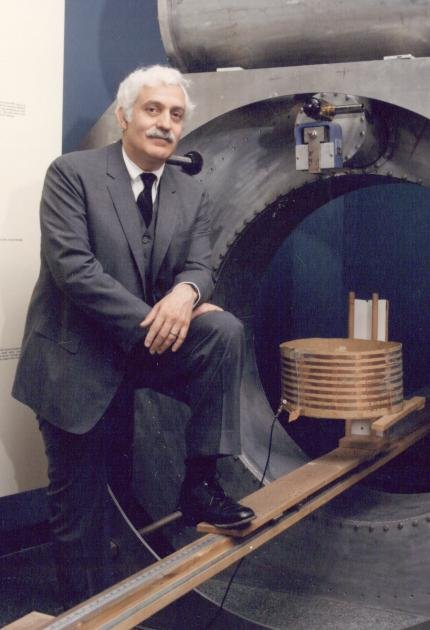 Damadian_ standing by MRI_edited for web_cropped.jpg
