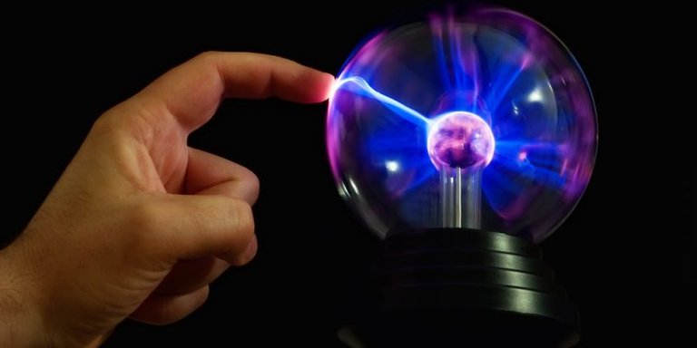 electroestatica-e1539358900573-800x400.jpg