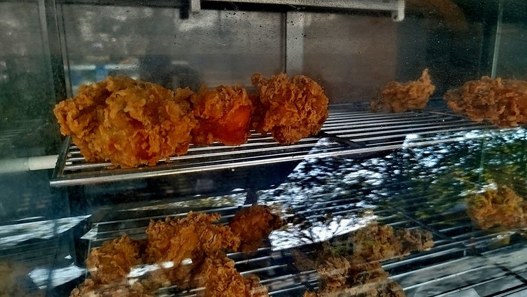 lemari ayam