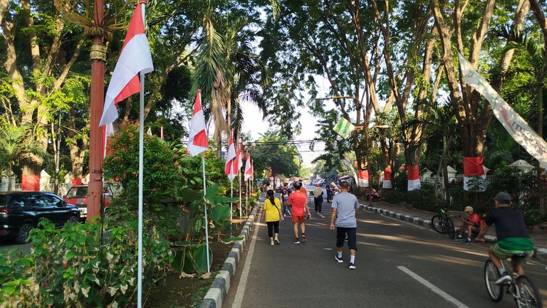 Alun-alun sda6.jpg