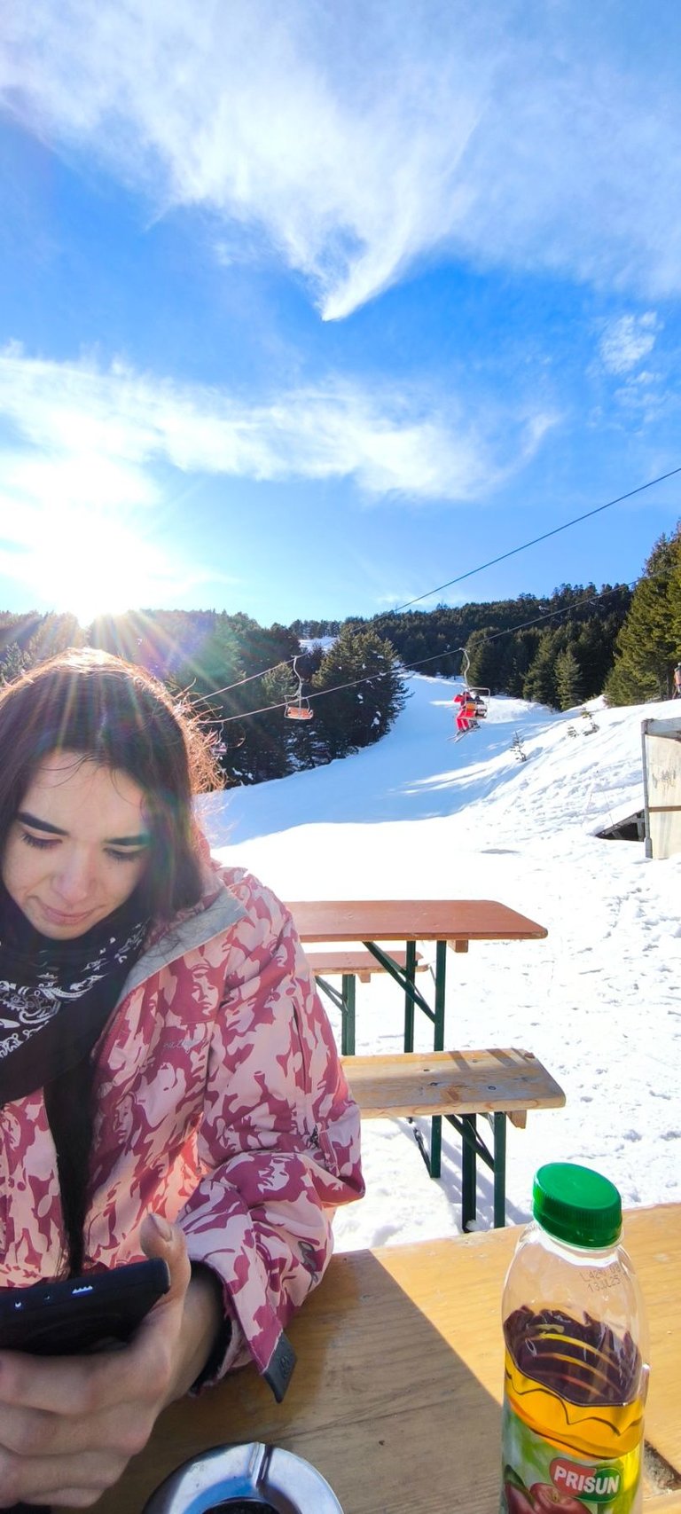 IMG-fe4cd4b06448b66b9794734c30c0a71e-V.jpg
