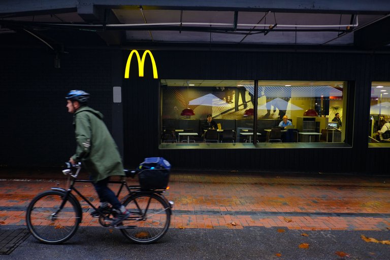 Walk to Work Bike (1 of 1).jpg