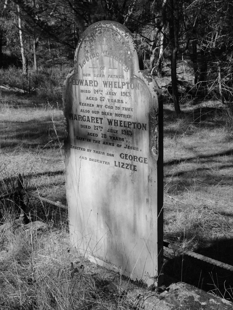 Queenstown Cemetary 2.jpg