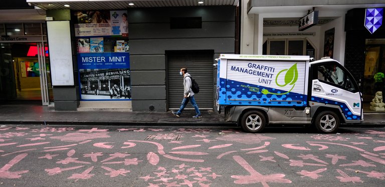 grafiti (1 of 1).jpg