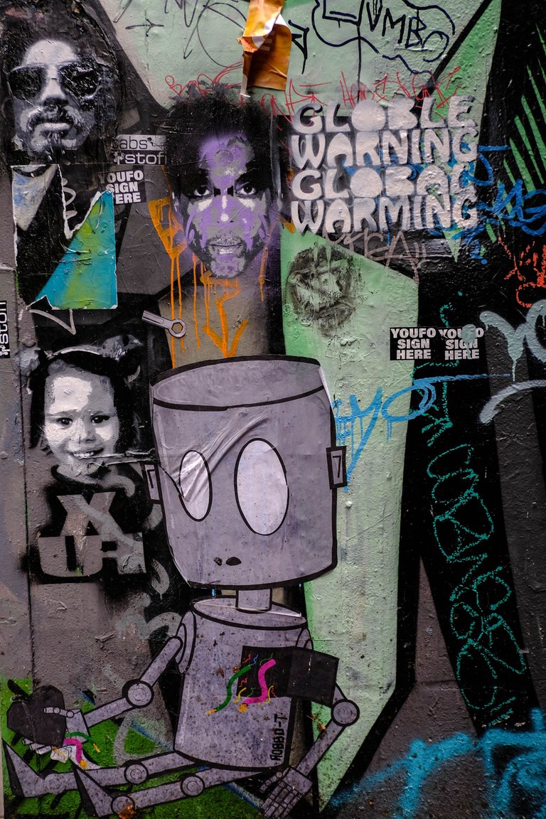 alleyart4 robot (1 of 1).jpg