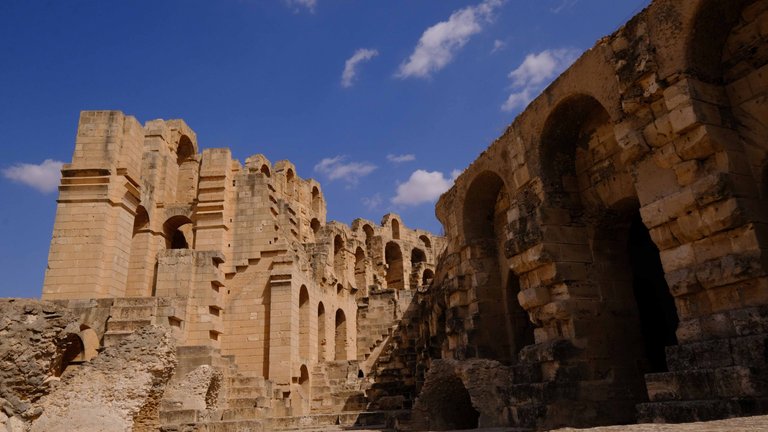 El Jem Fragment21.jpg