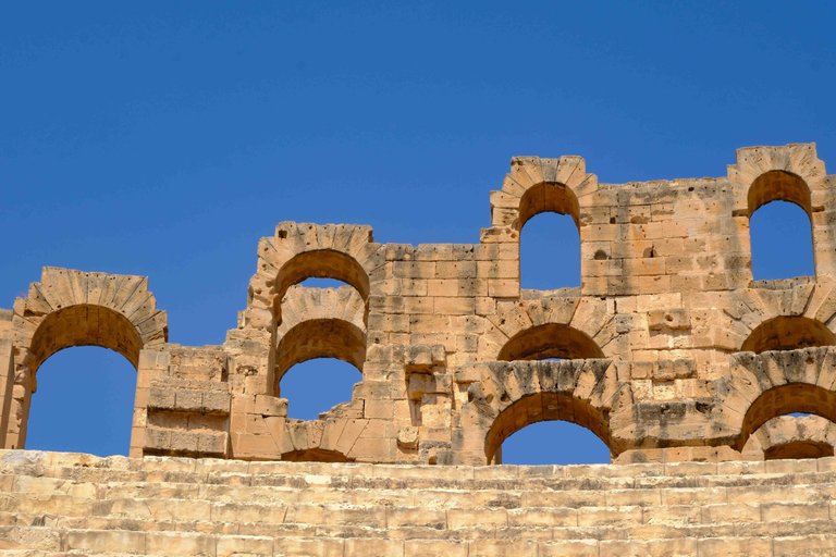 El Jem Arches.jpg