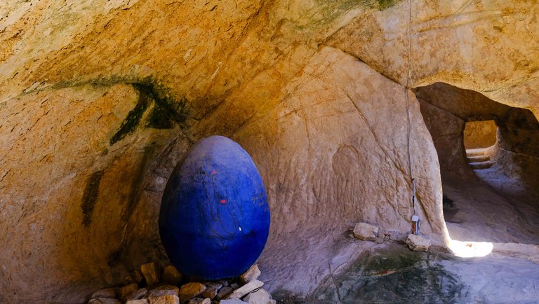 Blue egg.jpg