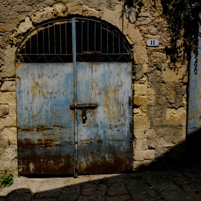 Doorway.jpg
