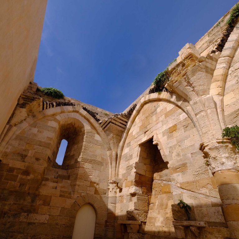 Fort looking up.jpg