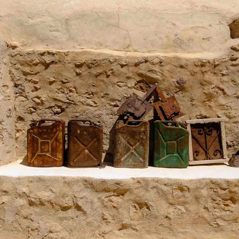 Ksar Hadada Cans.jpg