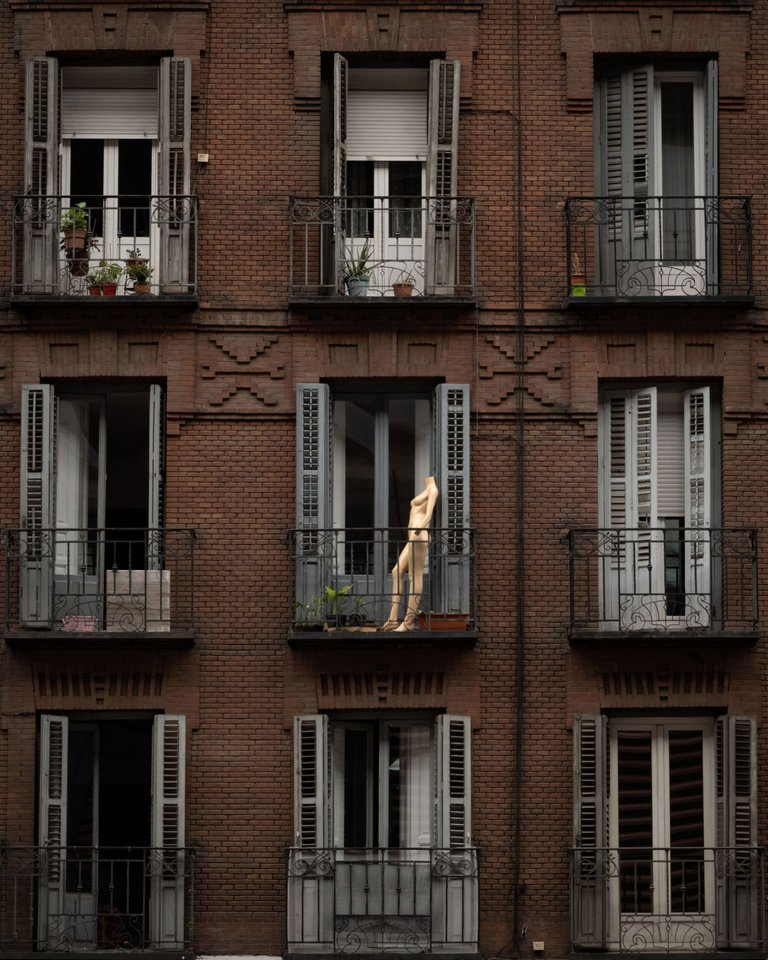 Manniquin on High (1 of 1).jpg