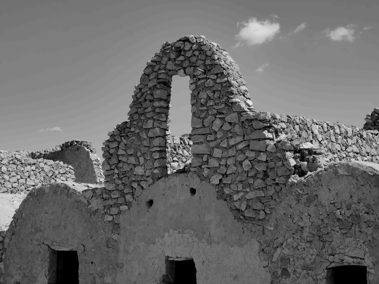 Ksar Ouled Mehdi in BW3.jpg