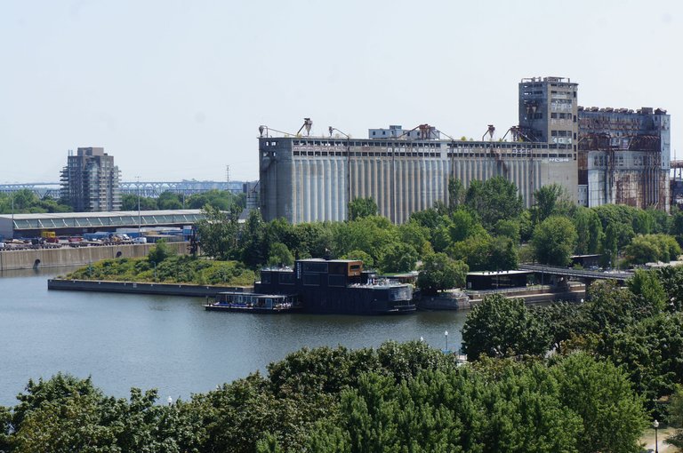 Silo 5 & Bota Bota