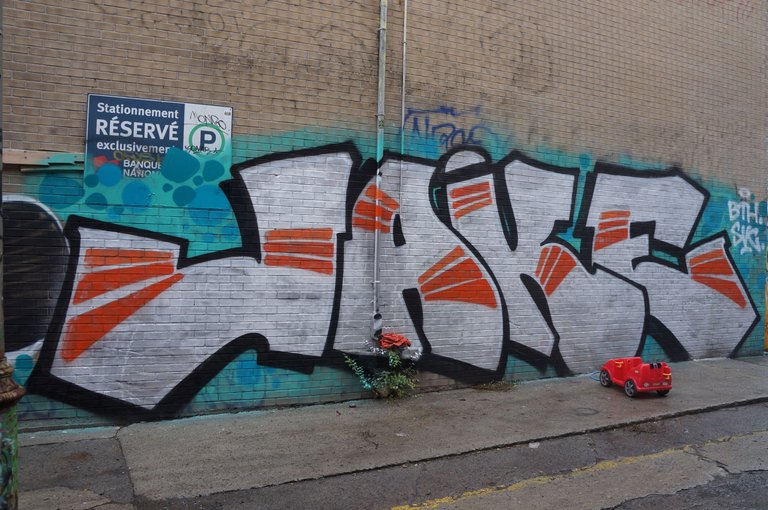 185 - Jake Graffiti Alley.jpg