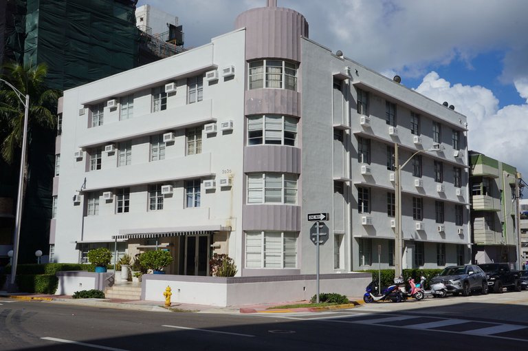 Lord Baltimore Hotel, 1941
