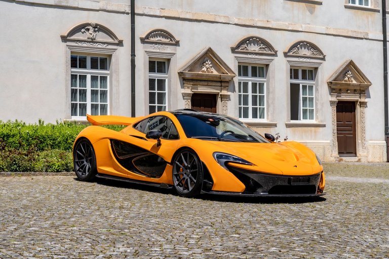 McLaren P1.jpg