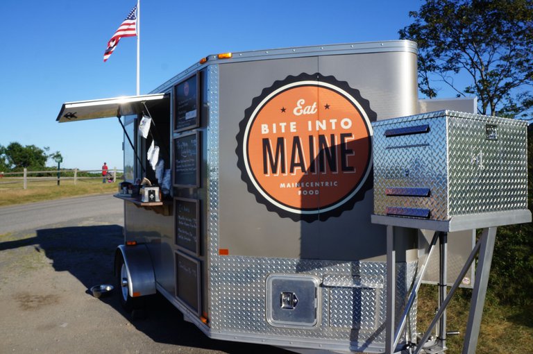 059 - Camion Eat Bite Into Maine.jpg