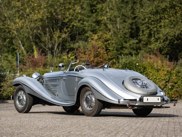 1938 Mercedes-Benz 540 K 02.jpg