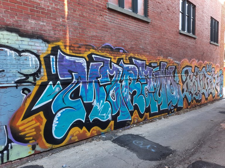 932 - Bad Graffiti Alley.jpg